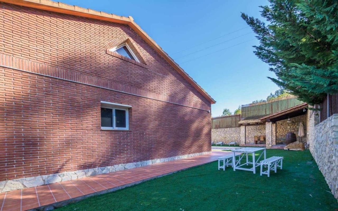 Mas Mestre Con Una Capacidad De 6 A 8 Huespedes Cerca De Sitges Olivella Exterior photo