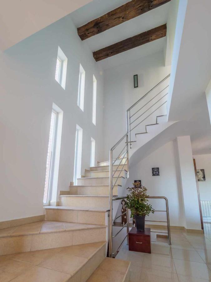 Mas Mestre Con Una Capacidad De 6 A 8 Huespedes Cerca De Sitges Olivella Exterior photo